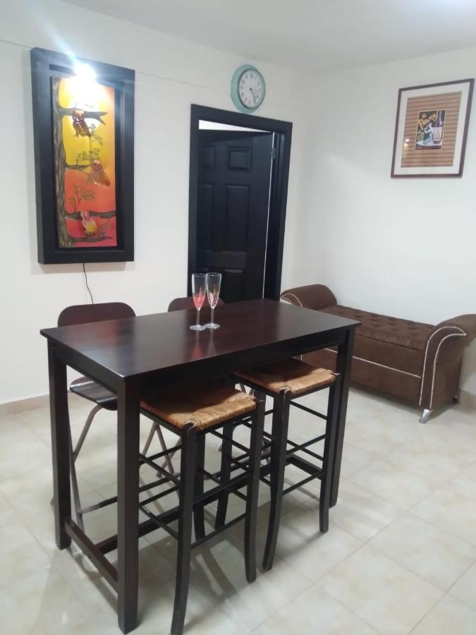 Departamentos Velasco Tijuana Extérieur photo